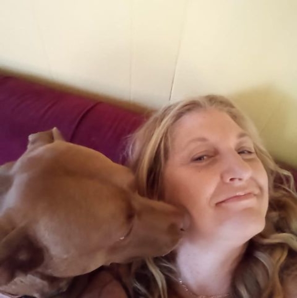 Meet your Posher, Amy - Picture 1 of 1